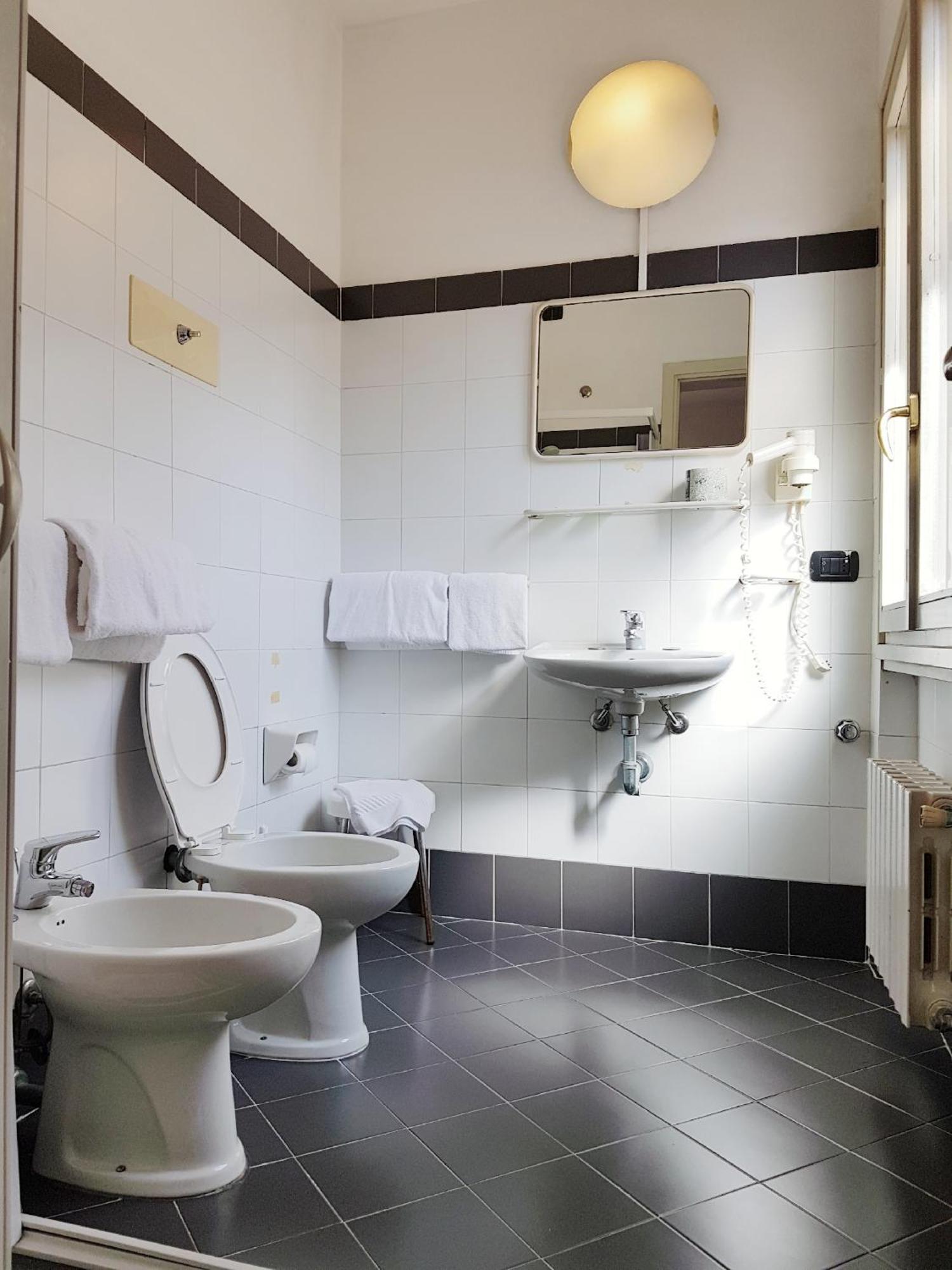 Hotel Boston Milano Ngoại thất bức ảnh