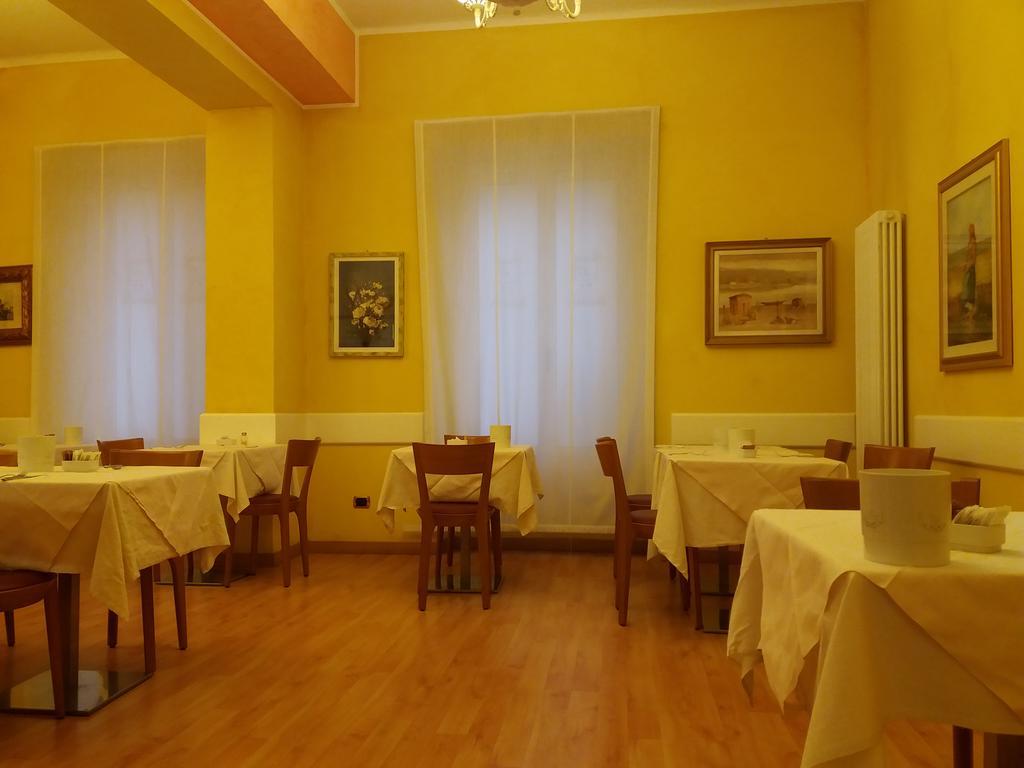 Hotel Boston Milano Ngoại thất bức ảnh
