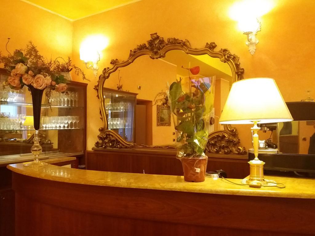 Hotel Boston Milano Ngoại thất bức ảnh