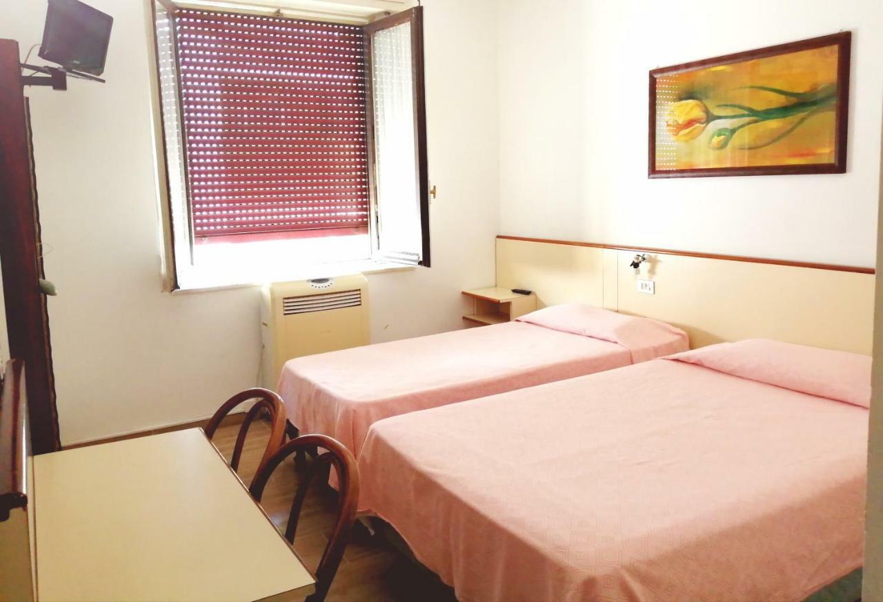 Hotel Boston Milano Ngoại thất bức ảnh